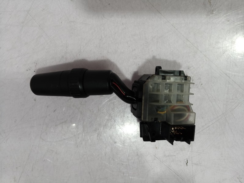 Recambio de mando limpia para citroën c3 sx referencia OEM IAM 17D682 17D682 17D682