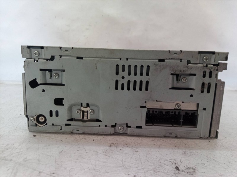 Recambio de sistema audio / radio cd para jeep patriot limited referencia OEM IAM P05091509AH P05091509 P05091509