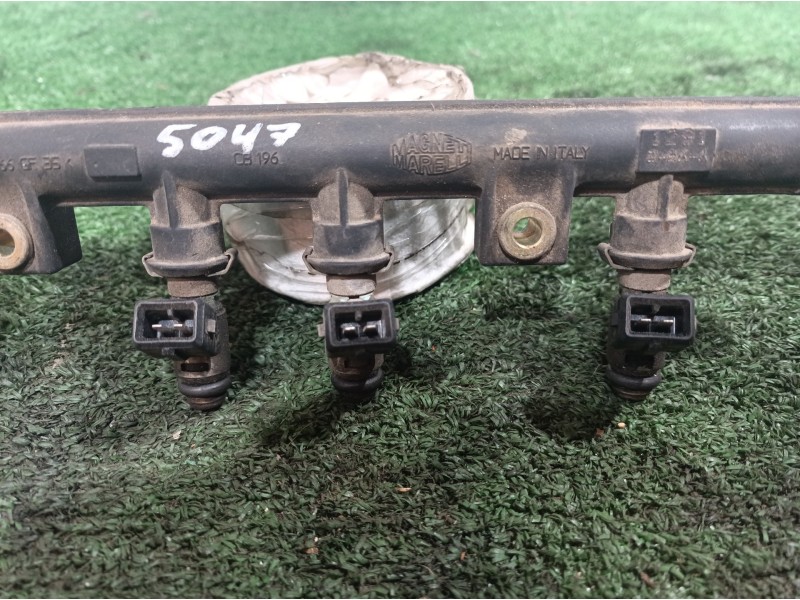 Recambio de rampa inyectora para fiat punto berlina (188) 1.2 8v referencia OEM IAM B67132190 B67132190 B67132190