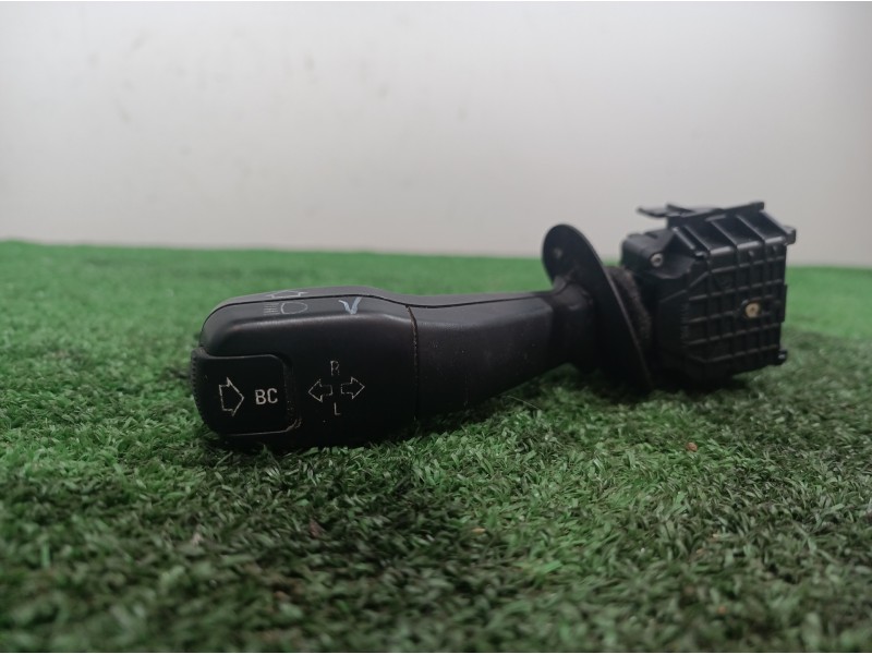 Recambio de mando intermitentes para bmw serie 7 (e38) 730il referencia OEM IAM   