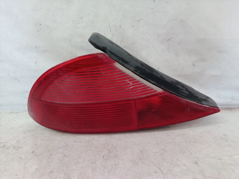 Recambio de piloto trasero izquierdo para lancia lancia y 1.2 cat referencia OEM IAM 46408286 46408286 46408286