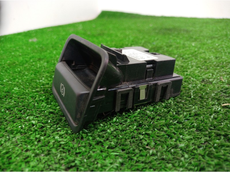 Recambio de freno de mano electrico para mercedes-benz clase gle (w166) referencia OEM IAM A24690504519107 A24690504519107 A2469