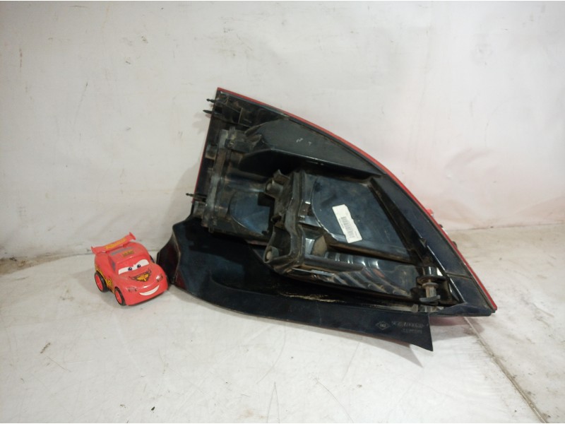 Recambio de piloto trasero izquierdo para renault megane ii berlina 5p referencia OEM IAM 8200073236 8200073236 8200073236