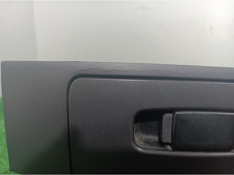 Recambio de guantera para hyundai trajet (fo) 2.0 gls referencia OEM IAM 848133A000 848133A000 848133A000