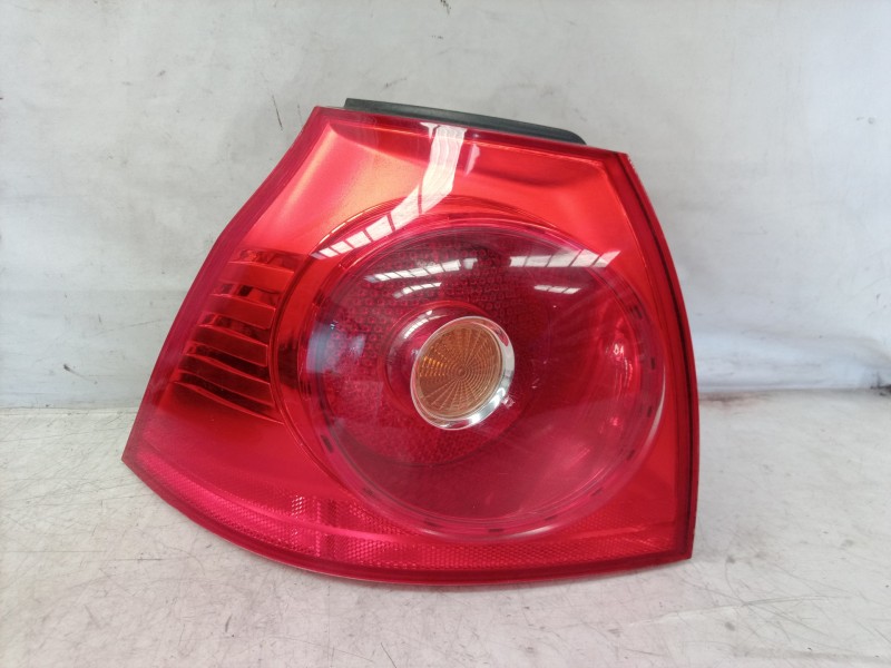 Recambio de piloto trasero izquierdo para volkswagen golf v berlina (1k1) highline referencia OEM IAM   