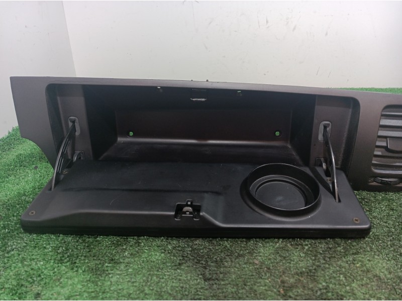 Recambio de guantera para hyundai trajet (fo) 2.0 gls referencia OEM IAM 848133A000 848133A000 848133A000