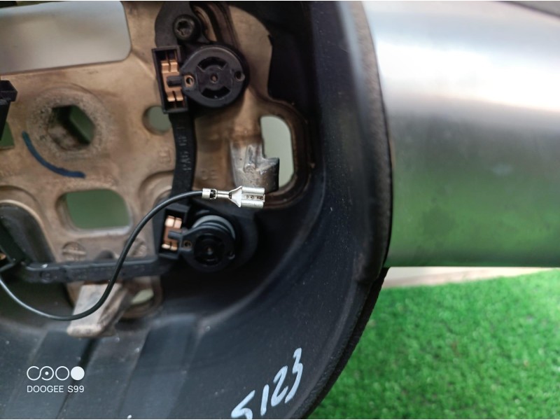 Recambio de volante para ford focus berlina (cap) ambiente (d) referencia OEM IAM 4M513600E 4M513600E 4M513600