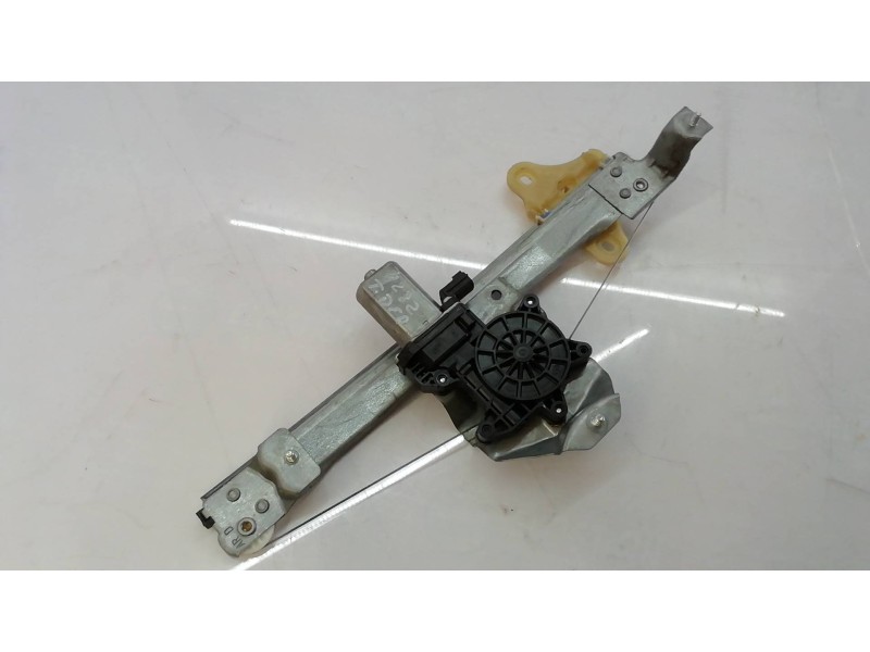 Recambio de elevalunas trasero derecho para renault captur helly hansen referencia OEM IAM 128001471B 128001471 128001471