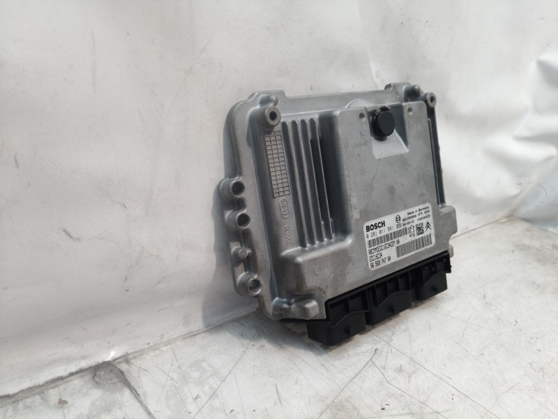 Recambio de centralita motor uce para citroën c5 berlina attraction referencia OEM IAM 9656974780 9656974780 0281011561