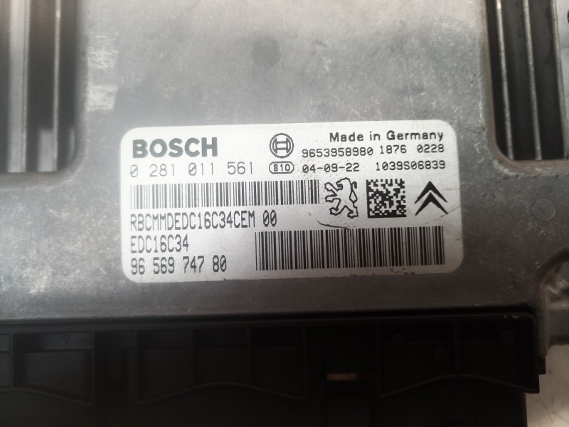 Recambio de centralita motor uce para citroën c5 berlina attraction referencia OEM IAM 9656974780 9656974780 0281011561