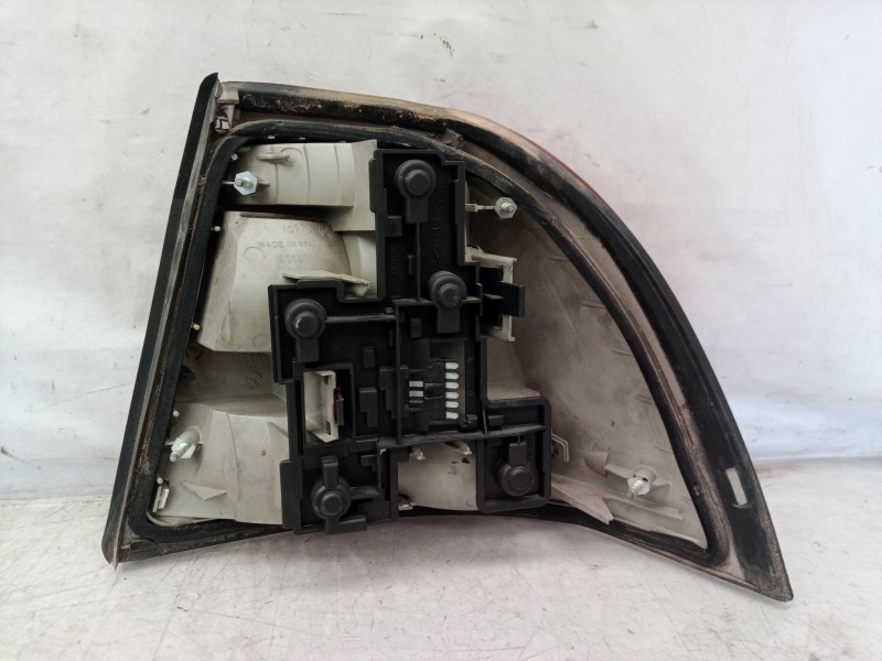 Recambio de piloto trasero izquierdo para opel vectra b berlina básico (1999) referencia OEM IAM   