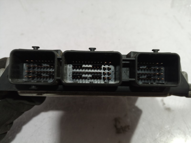 Recambio de centralita motor uce para renault scenic ii authentique referencia OEM IAM 0281011776 0281011776 0281011776