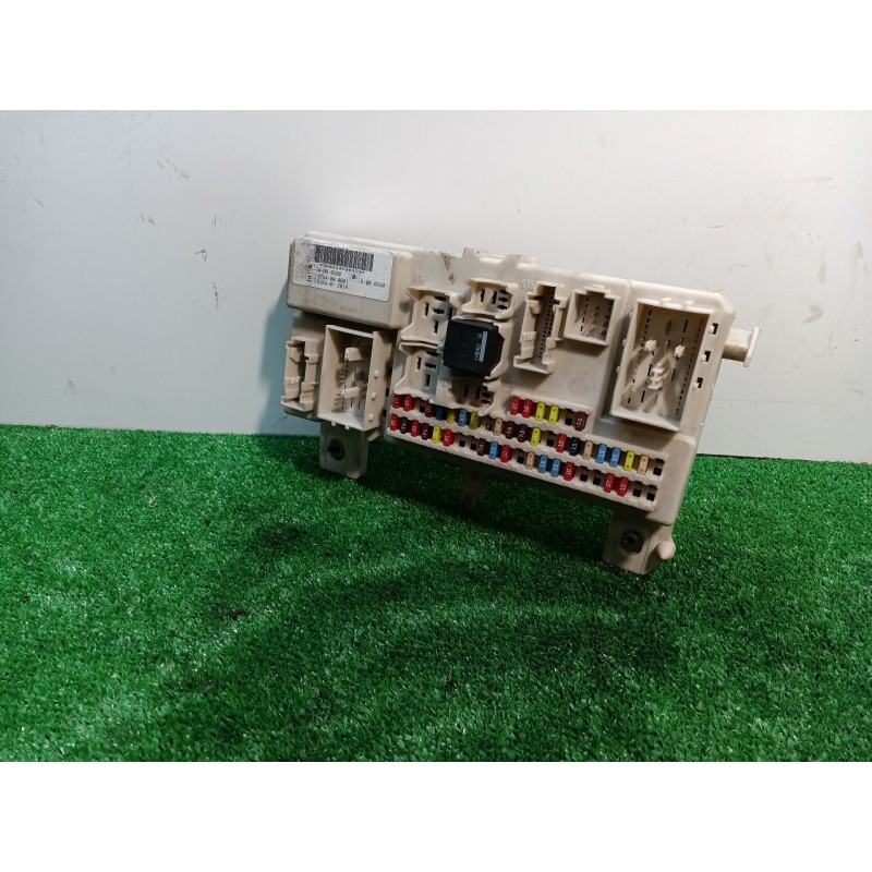 Recambio de caja reles / fusibles para ford focus berlina (cap) ambiente (d) referencia OEM IAM 4M5T14A073BF 4M5T14A073BF 4M5T14