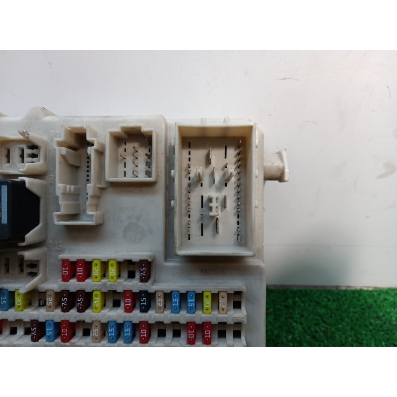 Recambio de caja reles / fusibles para ford focus berlina (cap) ambiente (d) referencia OEM IAM 4M5T14A073BF 4M5T14A073BF 4M5T14