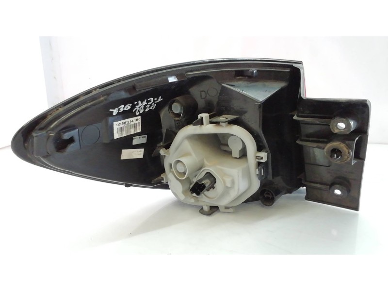 Recambio de piloto trasero derecho para renault captur helly hansen referencia OEM IAM 0286314166 0286314166 0286314166