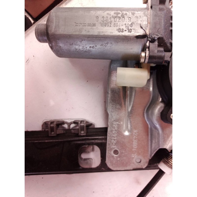 Recambio de elevalunas delantero derecho para bmw x5 (e53) 3.0 24v cat referencia OEM IAM 83810209 83810209 8243804S