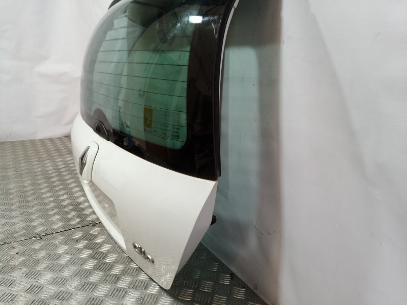 Recambio de porton trasero para renault clio ii fase ii (b/cb0) authentique referencia OEM IAM   