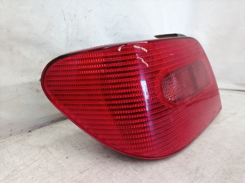 Recambio de piloto trasero izquierdo para citroën xsara berlina 2.0 hdi 66kw premier referencia OEM IAM   