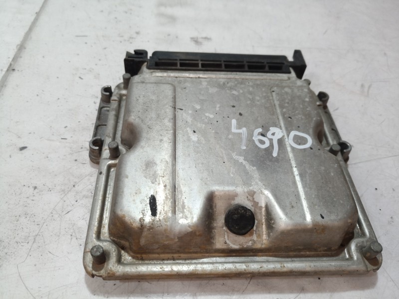 Recambio de centralita motor uce para peugeot 306 berlina 3/4/5 puertas (s2) boulebard referencia OEM IAM 0281010249 0281010249 