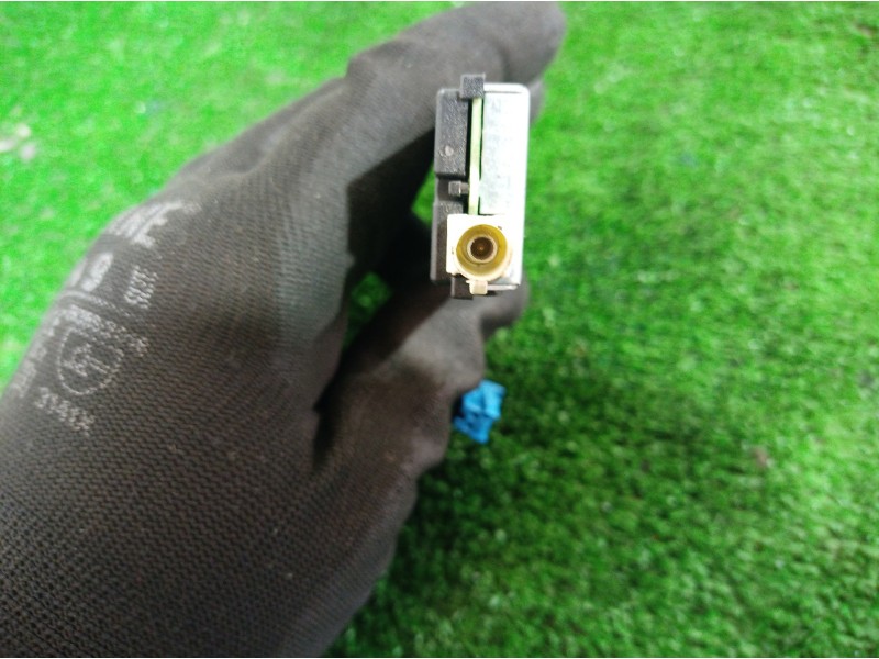 Recambio de antena para mercedes-benz clase gle (w166) referencia OEM IAM A2229055804 A2229055804 A2229055804