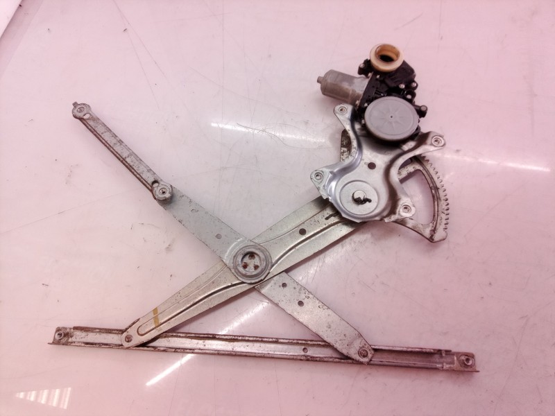 Recambio de elevalunas delantero izquierdo para toyota auris luna referencia OEM IAM 8570233010 8570233010 2621004020