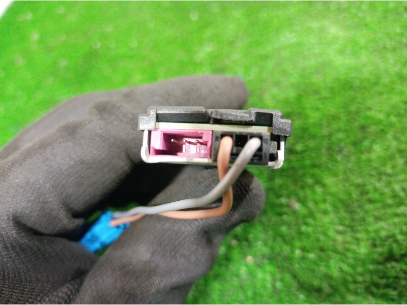 Recambio de antena para mercedes-benz clase gle (w166) referencia OEM IAM A2229055804 A2229055804 A2229055804