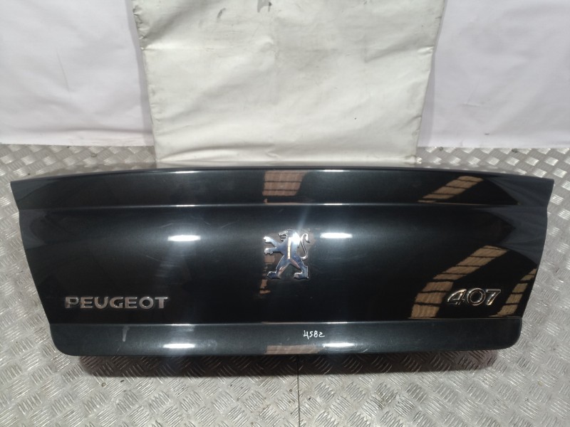 Recambio de tapa maletero para peugeot 407 st confort referencia OEM IAM   