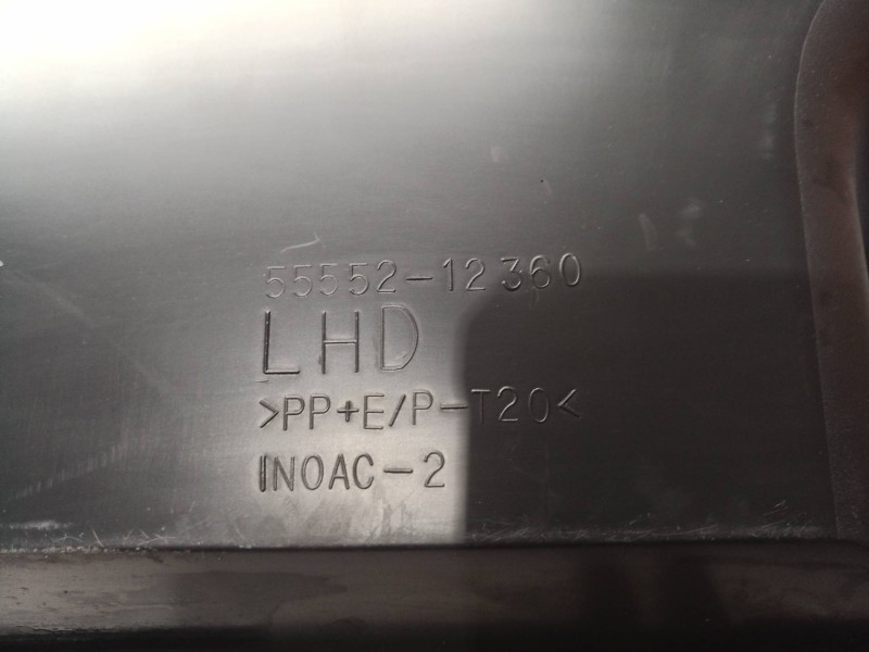 Recambio de guantera para toyota auris luna referencia OEM IAM 5555212360 5555212360 5555212360