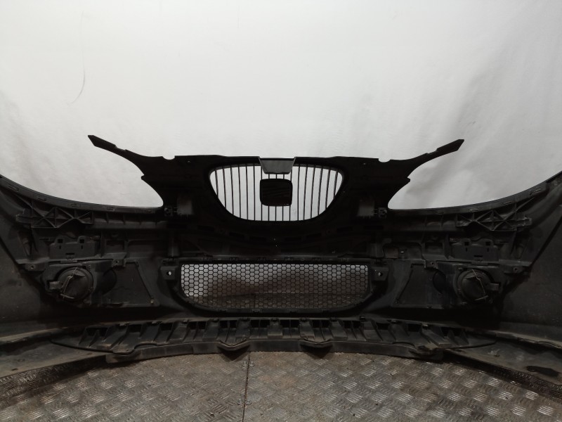 Recambio de paragolpes delantero para seat altea (5p1) hot referencia OEM IAM   