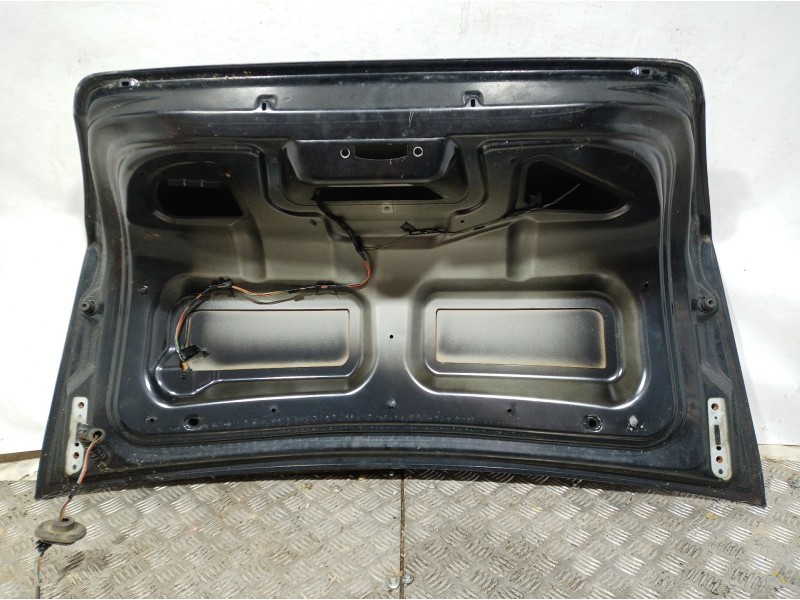 Recambio de tapa maletero para peugeot 407 st confort referencia OEM IAM   