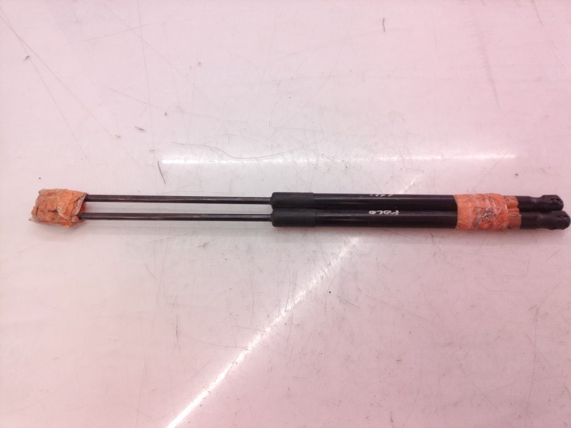 Recambio de amortiguadores maletero / porton para volkswagen polo (6r1) advance referencia OEM IAM 6R6827550A 6R6827550 6R682755