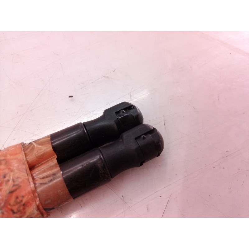 Recambio de amortiguadores maletero / porton para volkswagen polo (6r1) advance referencia OEM IAM 6R6827550A 6R6827550 6R682755