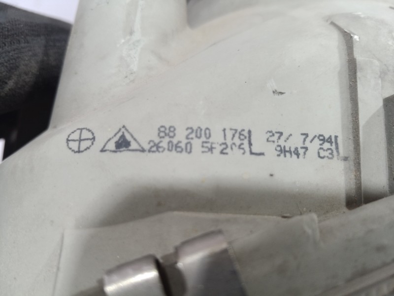 Recambio de faro izquierdo para nissan micra (k11) referencia OEM IAM 88200176 88200176 88200176