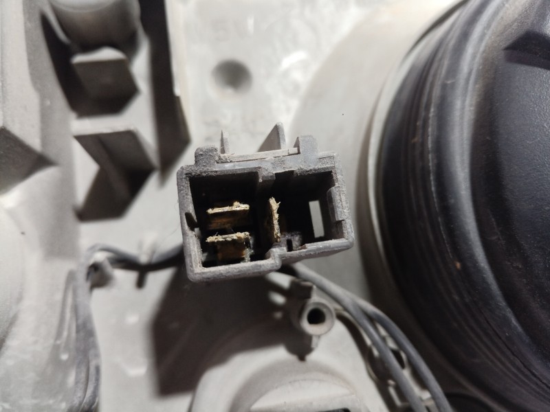 Recambio de faro izquierdo para nissan micra (k11) referencia OEM IAM 88200176 88200176 88200176