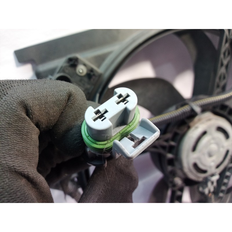 Recambio de electroventilador para opel corsa d catch me referencia OEM IAM 55702179 55702179 55702179