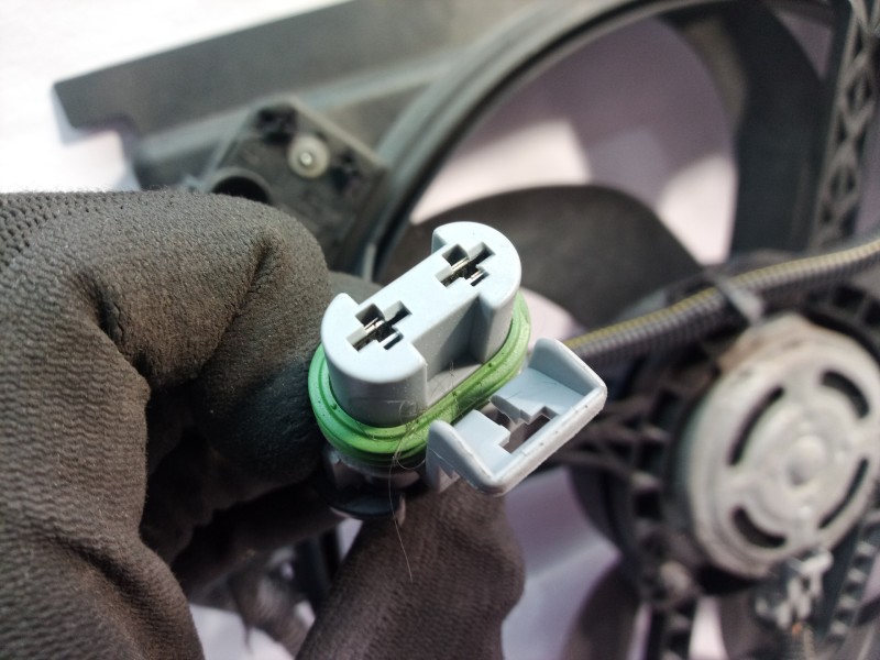 Recambio de electroventilador para opel corsa d catch me referencia OEM IAM 55702179 55702179 55702179