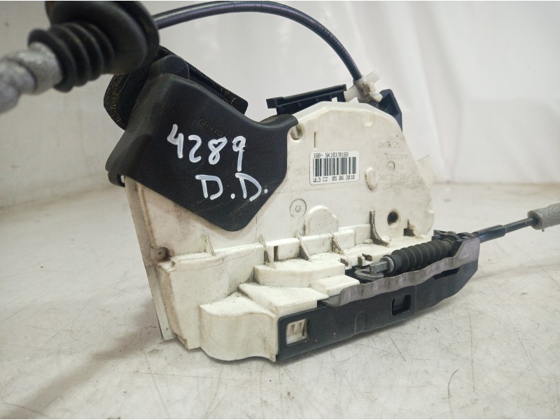 Recambio de cerradura puerta delantera derecha para volkswagen polo (6r1) advance referencia OEM IAM 5K1837016B 5K1837016B 5K183