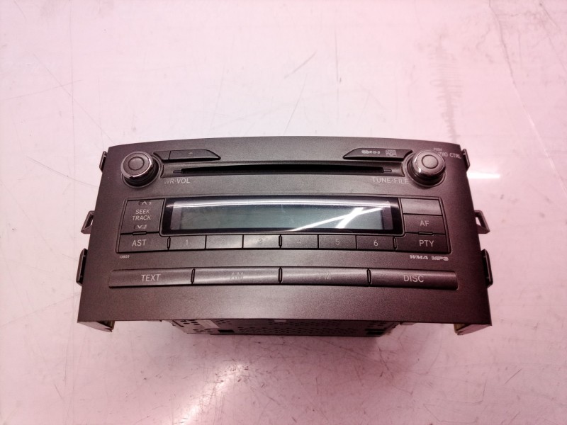Recambio de sistema audio / radio cd para toyota auris luna referencia OEM IAM 861201A240 861201A240 861201A240