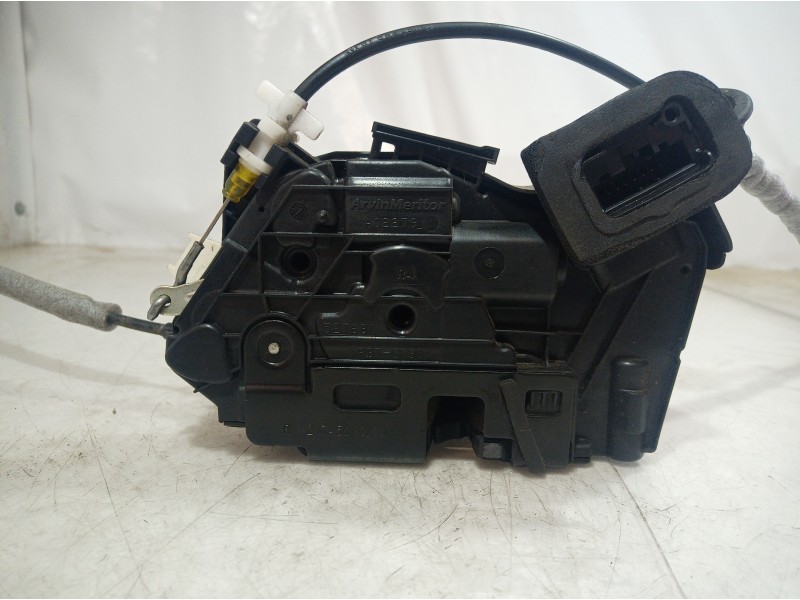 Recambio de cerradura puerta delantera derecha para volkswagen polo (6r1) advance referencia OEM IAM 5K1837016B 5K1837016B 5K183