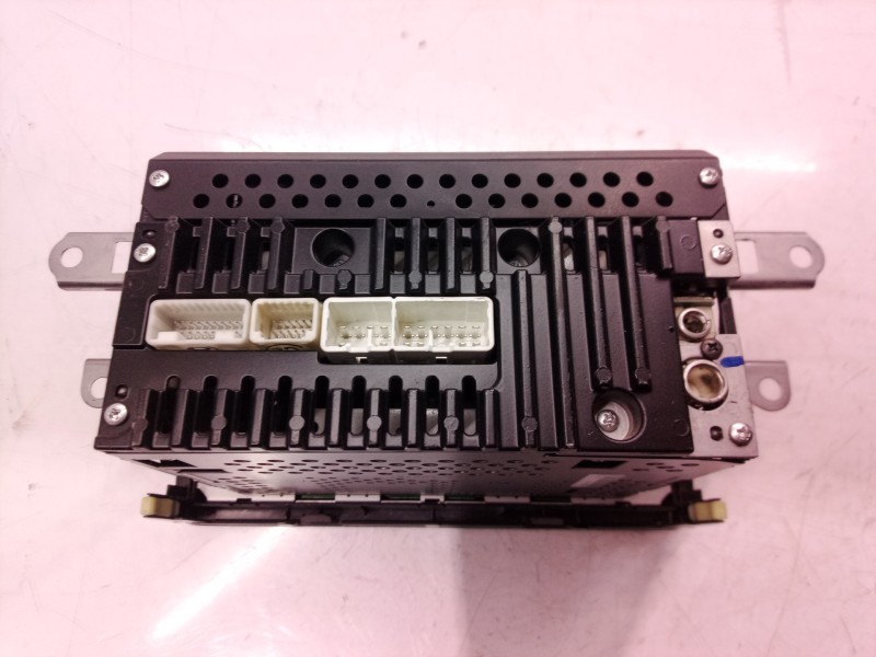 Recambio de sistema audio / radio cd para toyota auris luna referencia OEM IAM 861201A240 861201A240 861201A240