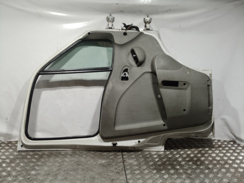 Recambio de puerta delantera izquierda para renault mascott fg 150. 35/55/65 cabina individual referencia OEM IAM   