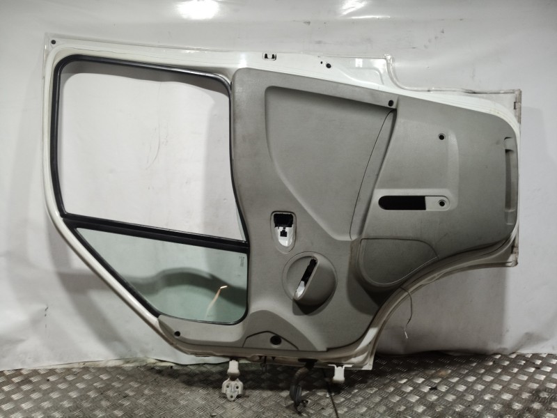 Recambio de puerta delantera derecha para renault mascott fg 150. 35/55/65 cabina individual referencia OEM IAM   