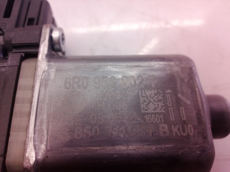 Recambio de motor elevalunas delantero derecho para volkswagen polo (6r1) advance referencia OEM IAM 6R0959802T 6R0959802 013082