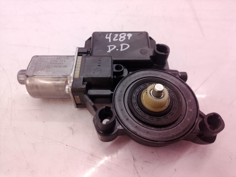 Recambio de motor elevalunas delantero derecho para volkswagen polo (6r1) advance referencia OEM IAM 6R0959802T 6R0959802 013082