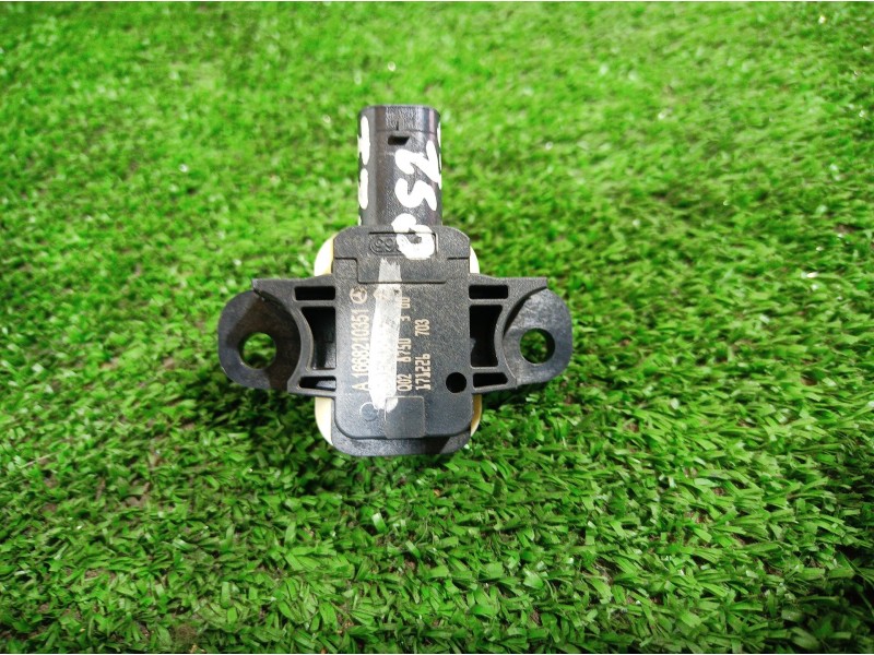 Recambio de sensor para mercedes-benz clase gle (w166) referencia OEM IAM A1668210351 A1668210351 A1668210351