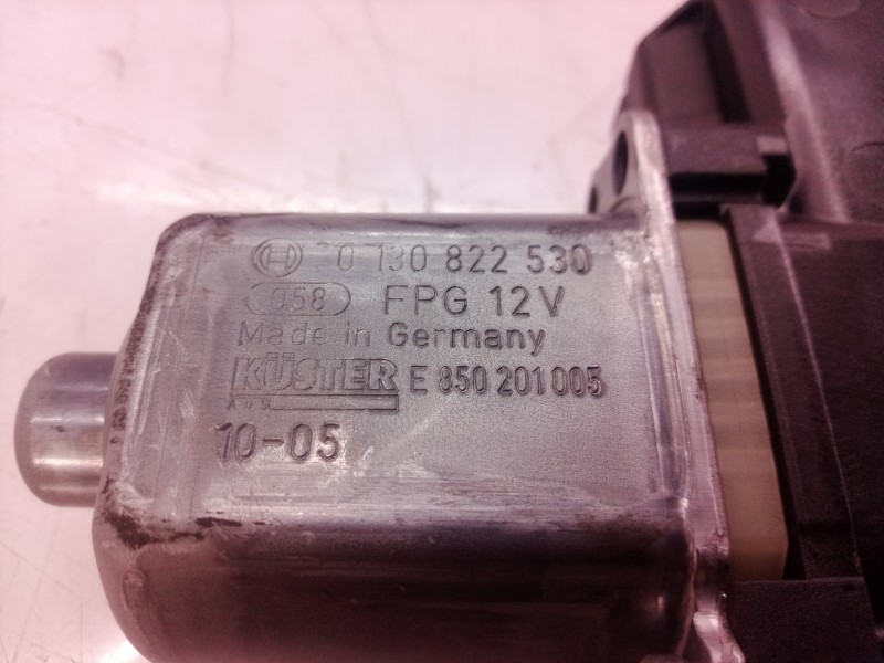 Recambio de motor elevalunas delantero derecho para volkswagen polo (6r1) advance referencia OEM IAM 6R0959802T 6R0959802 013082