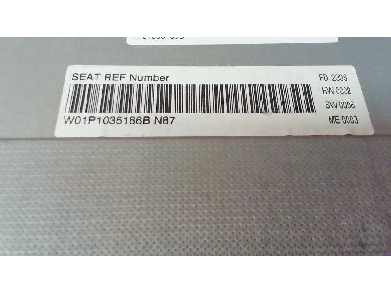 Recambio de sistema audio / radio cd para seat leon (1p1) referencia OEM IAM 1P01035186B  
