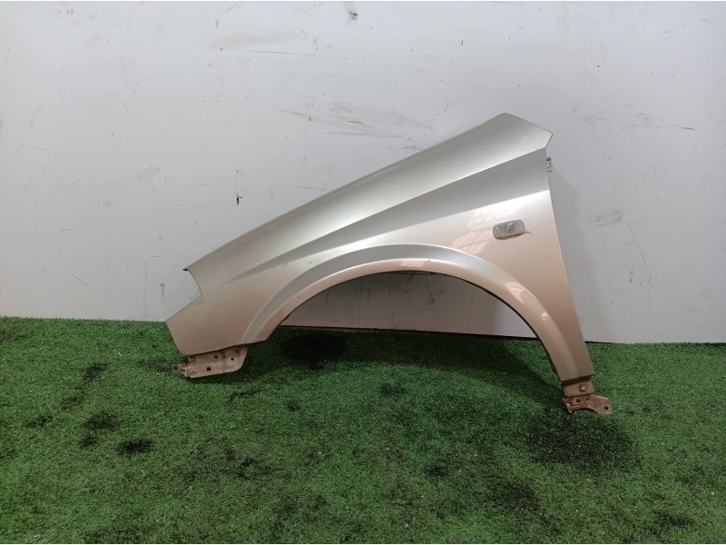 Recambio de aleta delantera izquierda para nissan primera berlina (p12) acenta referencia OEM IAM 5PUERTAS 5 PUERTAS 5 PUERTAS