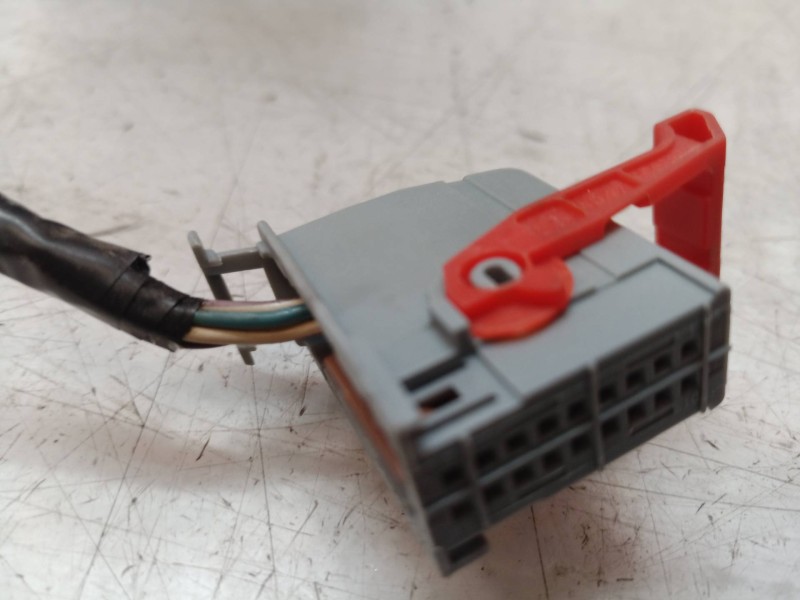 Recambio de retrovisor derecho para fiat stilo (192) 1.6 16v active referencia OEM IAM 0735335232 0158460 0735335232