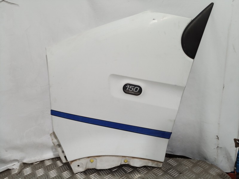 Recambio de aleta delantera izquierda para renault mascott fg 150. 35/55/65 cabina individual referencia OEM IAM   